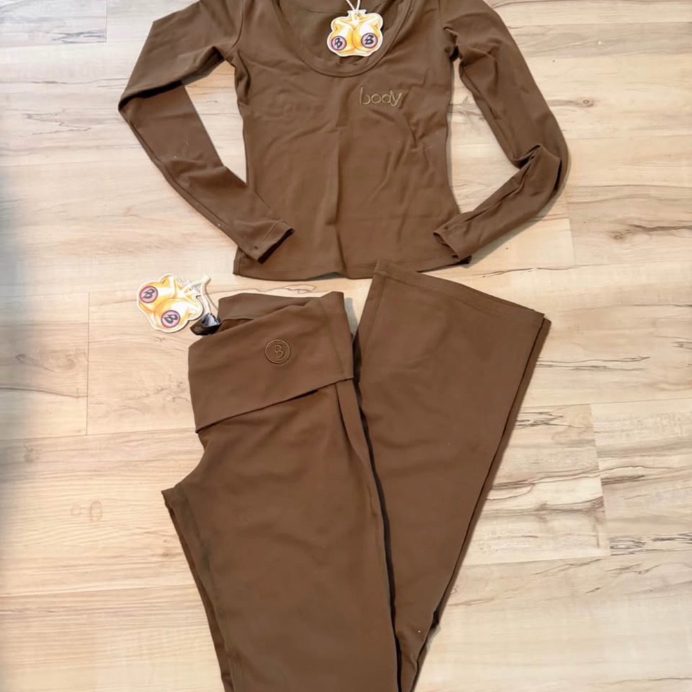 Body by Brown High-Waist Legging & Long Sleeve Top Set